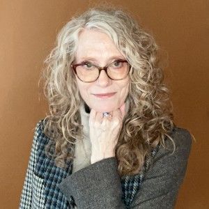 Meet your Posher, Carol